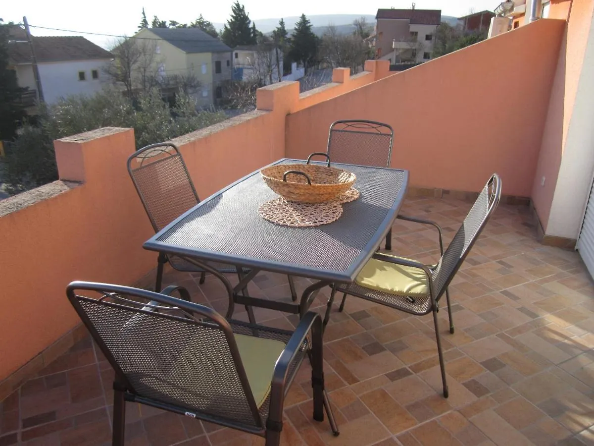 Apartments With A Parking Space Maslenica, Novigrad - 6573 Jasenice