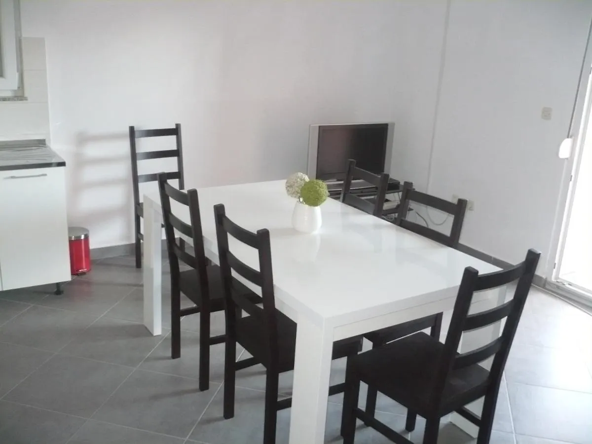 Apartments With A Parking Space Maslenica, Novigrad - 6573 Jasenice  Jasenice (Zadar)